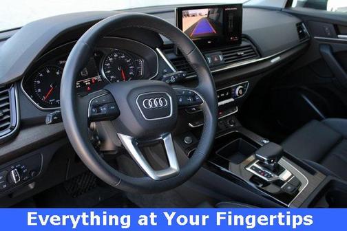 2024 Audi Q5 45 S line Premium