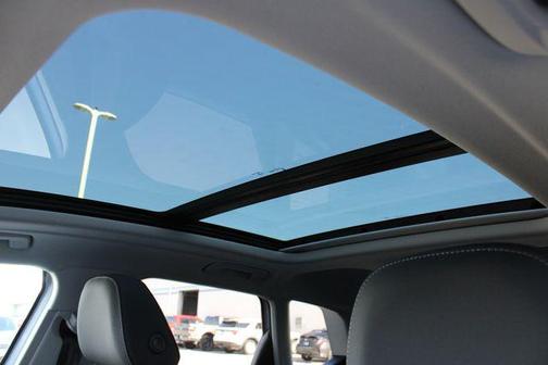Glacier White Metallic 2026 Audi Q3 TFSI quattro S tronic