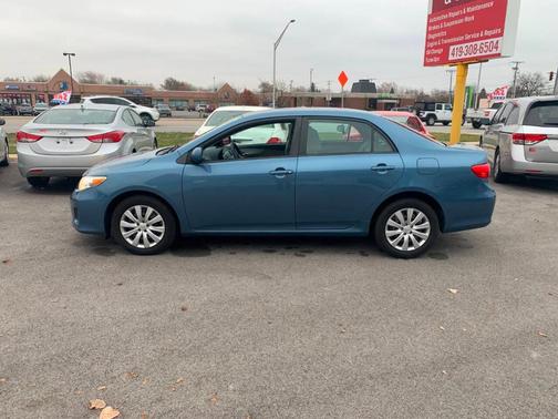 2012 Toyota Corolla LE