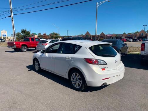 2013 Mazda Mazda3 i Touring