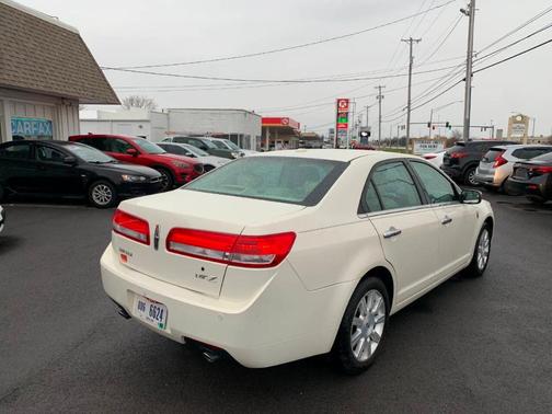2012 Lincoln MKZ Base