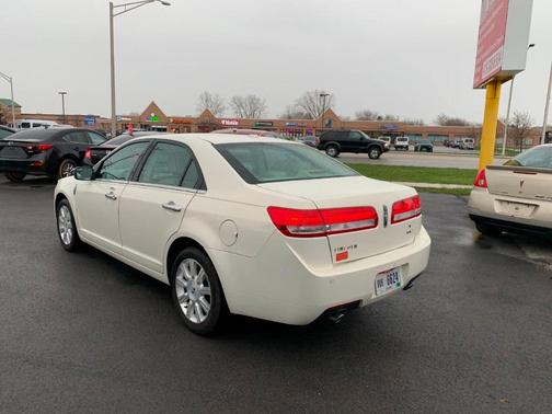 2012 Lincoln MKZ Base
