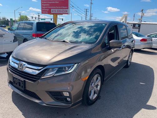 Blue 2018 Honda Odyssey EX-L