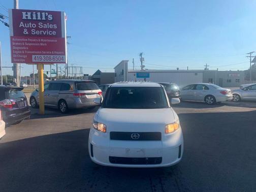 2010 Scion xB 