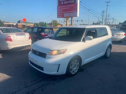 2010 Scion xB 