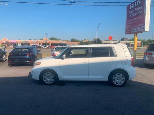 2010 Scion xB 