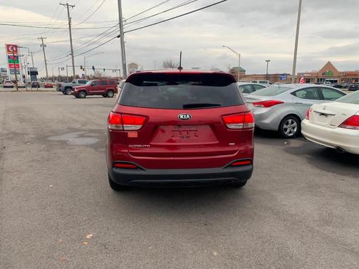 2016 Kia Sorento LX