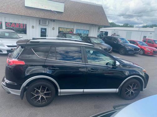 2016 Toyota RAV4 SE