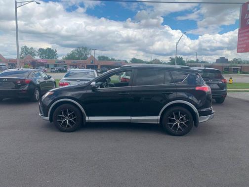 2016 Toyota RAV4 SE