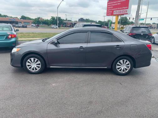 Gray 2014 Toyota Camry LE