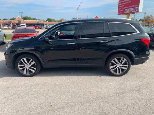 Black 2016 Honda Pilot Touring