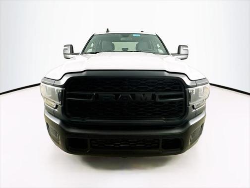 2024 RAM 2500 Tradesman Crew Cab 4x4 8 Box
