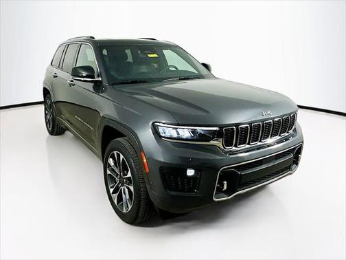 2022 Jeep Grand Cherokee Overland 4x4