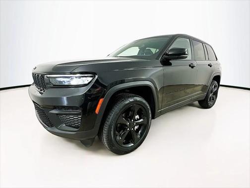 2022 Jeep Grand Cherokee Altitude 4x4