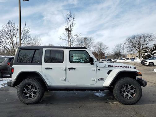 Photo 2 of 29 of 2019 Jeep Wrangler Unlimited Rubicon
