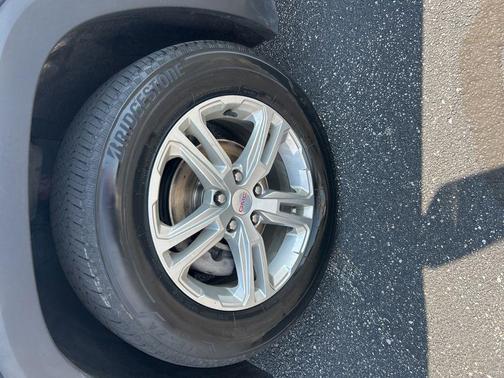 Marine Metallic 2022 GMC Terrain SLE