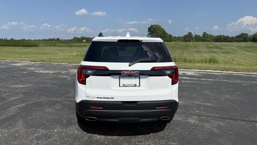 2023 GMC Acadia FWD SLT