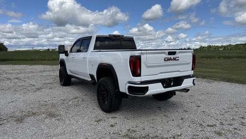 2022 GMC Sierra 2500 AT4