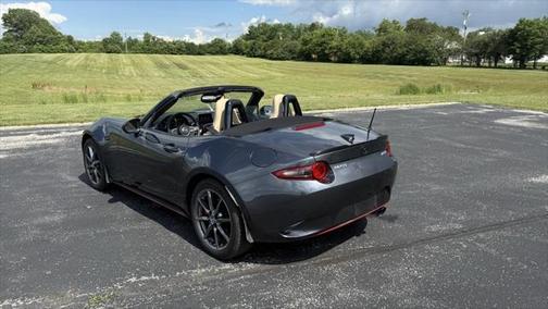 2016 Mazda MX-5 Miata Grand Touring