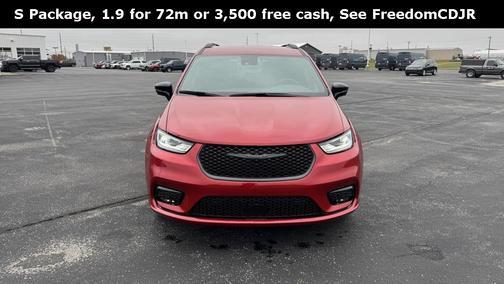 2026 Chrysler Pacifica L