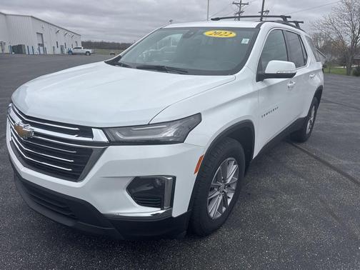 Summit White 2022 Chevrolet Traverse LT Leather