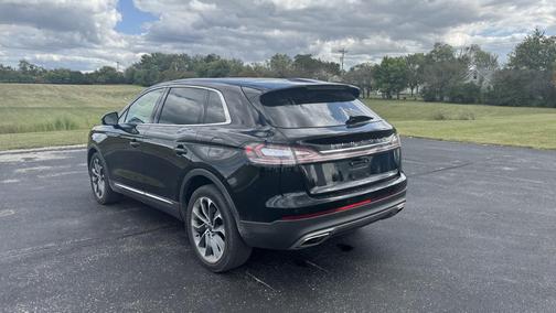 2022 Lincoln Nautilus Reserve
