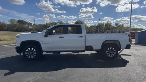 2023 Chevrolet Silverado 2500 Custom