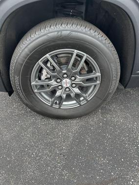 Sterling Metallic 2025 GMC Acadia FWD Elevation