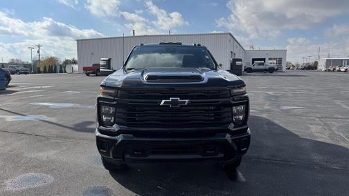 2026 Chevrolet Silverado 2500 Custom