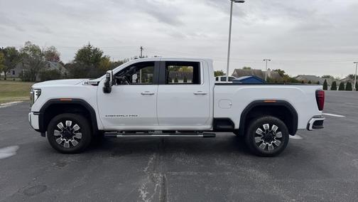 2024 GMC Sierra 2500 Denali