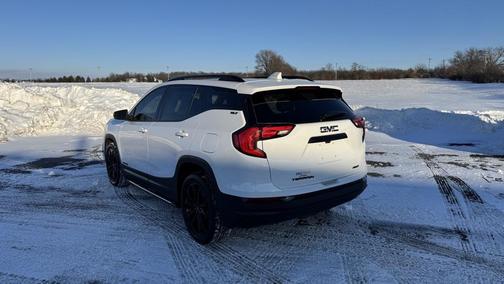 2021 GMC Terrain SLT