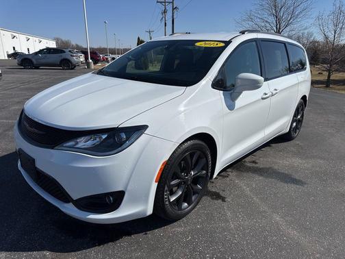 2018 Chrysler Pacifica Touring-L Plus