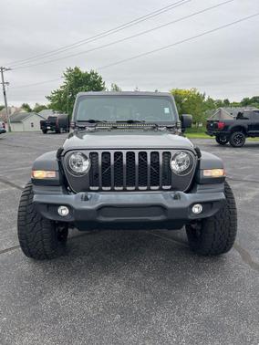 Granite Crystal Metallic Clearcoat 2020 Jeep Gladiator Sport S