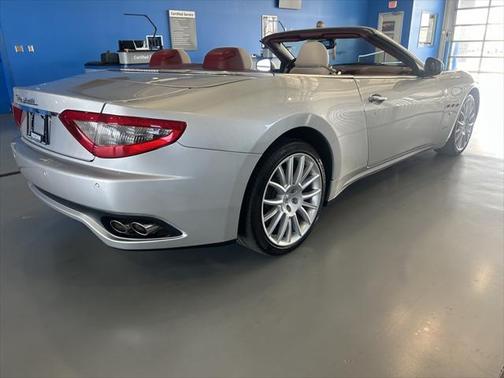2016 Maserati GranTurismo Base