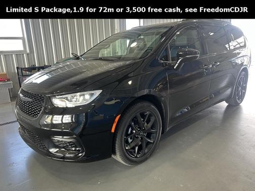 2026 Chrysler Pacifica Limited