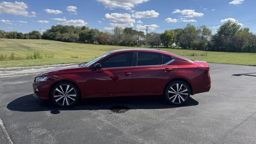 2020 Nissan Altima SR Intelligent AWD