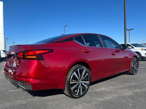 2020 Nissan Altima SR Intelligent AWD