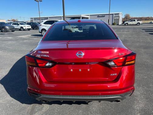 2020 Nissan Altima SR Intelligent AWD