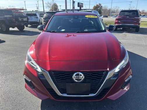2020 Nissan Altima SR Intelligent AWD