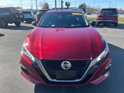 2020 Nissan Altima SR Intelligent AWD