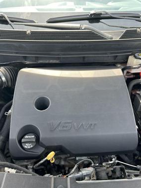Satin Steel Metallic 2021 Chevrolet Traverse LT Cloth
