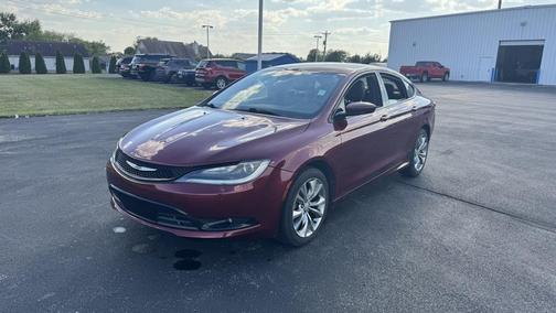 2015 Chrysler 200 S