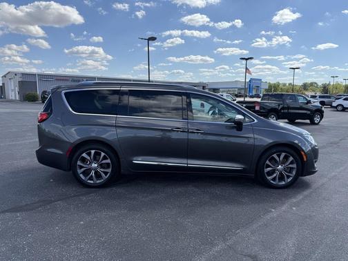 2018 Chrysler Pacifica Limited