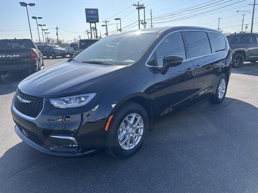 2026 Chrysler Pacifica L