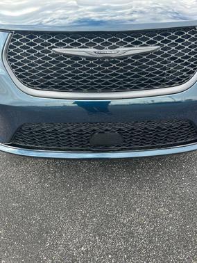 Fathom Blue Pearlcoat 2025 Chrysler Pacifica Limited