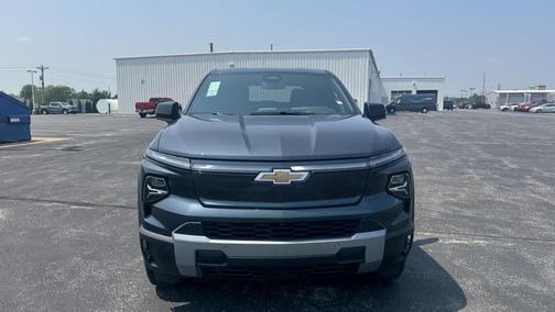 2025 Chevrolet Silverado EV LT