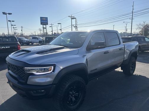 2026 RAM 1500 RHO Crew Cab 4x4 5'7' Box