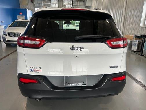 2018 Jeep Cherokee Latitude Plus