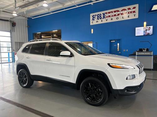2018 Jeep Cherokee Latitude Plus