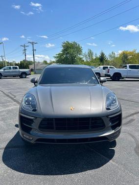Volcano Grey Metallic 2017 Porsche Macan Macan GTS